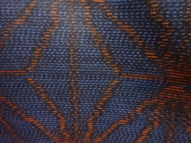 アンティーク　麻の葉模様織り出し本場泥大島紬着物